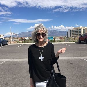 Meet your Posher, Debbie